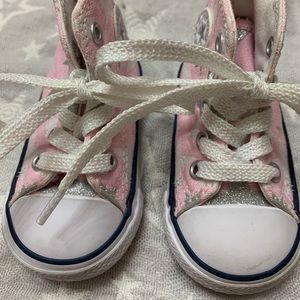 Converse high tops baby size 3